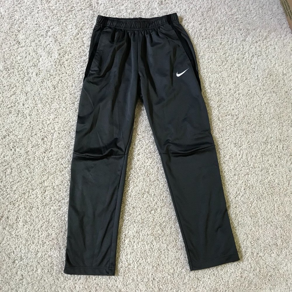 Nike Straight Track Pants